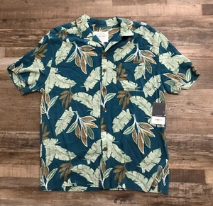 St Johns Bay Mens Medium Classic Fit Blue Hawaiian Short Sleeve Button Shirt New - Picture 1 of 5