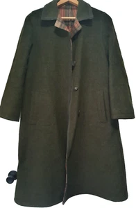 Hucke Long Coat EUR 42 Germany Pure New Wool Traditional Moss Green Buttons - Picture 1 of 20