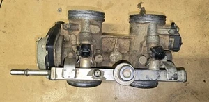 14 POLARIS RZR XP 1000 EPS THROTTLE BODY FUEL RAIL INJECTORS STOCK OEM - Foto 1 di 4