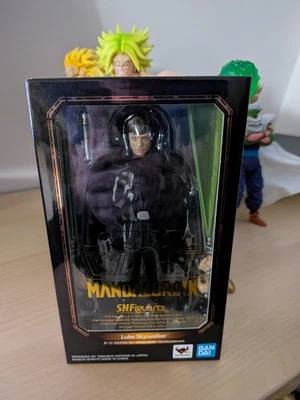 Bandai S.H.Figuarts - Luke Skywalker (Star Wars: The Mandalorian) Action Figure - Image 1 of 4