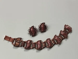 Vintage Demi Etched Copper w Faux Goldstone Swirl Plastic Cabs Bracelet & Clip - Picture 1 of 11
