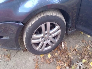 Driver Lower Control Arm Front Station Wgn Cast Iron Fits 05-14 JETTA 3761237 - Picture 1 of 4