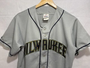 Vintage Jersey Milwaukee Brewers Majestic Herren Small Button Script Neu Grau - Bild 1 von 11
