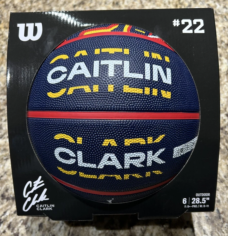 Wilson x Caitlin Clark - FEVER RISING BASKETBALL SIZE 6 - OUT