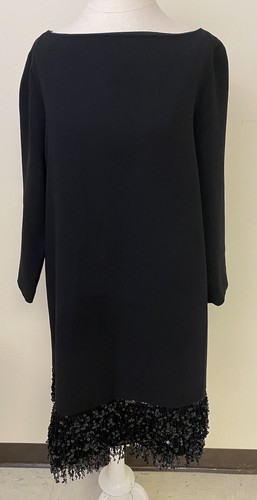 Abito Kate Spade Las Vegas con finiture con frange con paillettes orlo mini scollo nero da barca