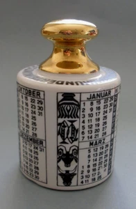 PIERO FORNASETTI MILANO PORCELAIN 1961 CALENDAR PAPERWEIGHT - Picture 1 of 6
