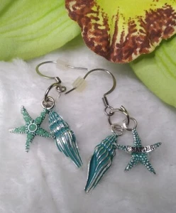 NAPIER Signed Designer Turquoise/Teal Tone Jeweled Starfish Pierced Earrings! - Picture 1 of 7