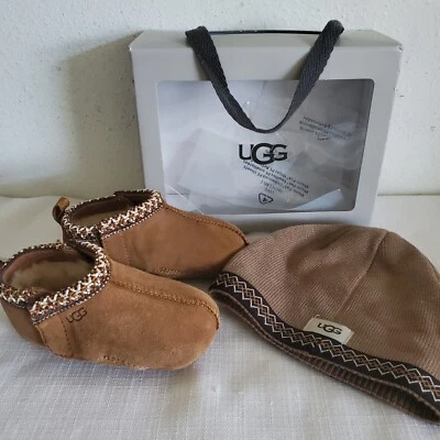 NUEVO UNISEX INFANTIL 4/5 12-18 MESES CASTAÑO UGG BEBÉ TASMAN ZAPATILLAS Y GORRO Foto 1 de 4