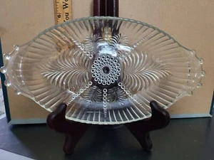 Vintage Pressglas Klar Kristall Bonboniere oder Nussschale - Bild 1 von 9