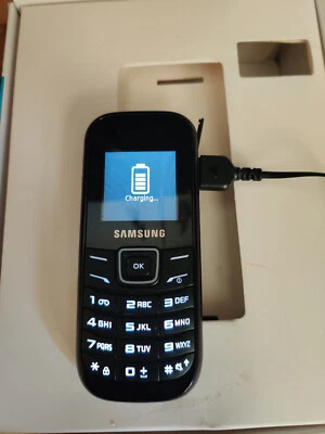 Samsung GT -E1200 - Black Mobile Phone OPENED BUT NEVER USED! - Image 1 of 4