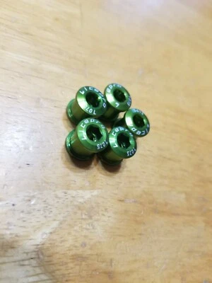 Pernos de plato de bicicleta de aluminio Ano Green 7075 5 pernos doble anillo de carretera  Foto 1 de 2