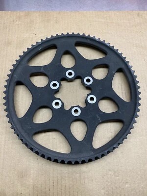 Piñón de polea trasera Buell 70T genuino usado G0400.1AMC Foto 1 de 4