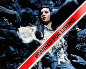 Jennifer Connelly & Helping Hands LABYRINTH 8X10 PHOTO #2673 - Picture 1 of 1