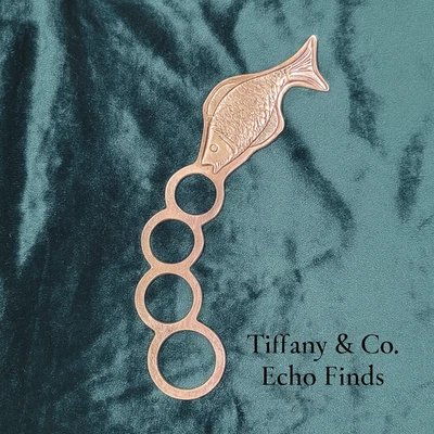 Soplador de burbujas de plata esterlina Tiffany & Co. - Diseño de peces raros - Lujo juguetón Foto 1 de 4