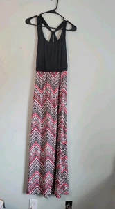 Abito donna tre cuori rosa piccolo senza maniche maxi nero, rosa, bianco nuovo con etichetta - Foto 1 di 7