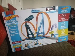 Hot Wheels Track Builder Unlimited Infinity Loop Plastic Playset Boxed - Picture 1 of 3