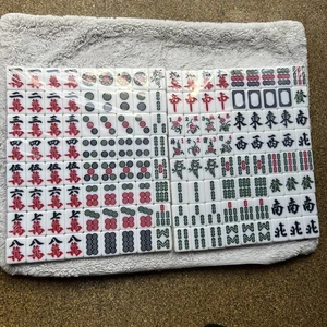 Mahjong Fliesen, 46 mm weiß, Jade Style.  Für Mahjong im chinesischen Stil BRANDNEU - Bild 1 von 2