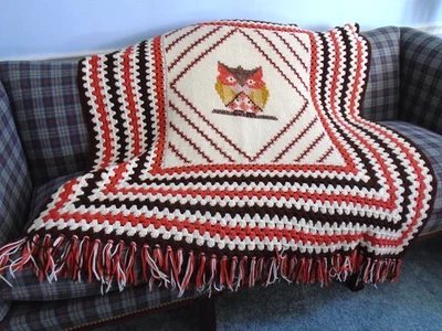 Manta de abuela afgana de ganchillo hecha a mano de colección 52"x48" búho en el centro Foto 1 de 4