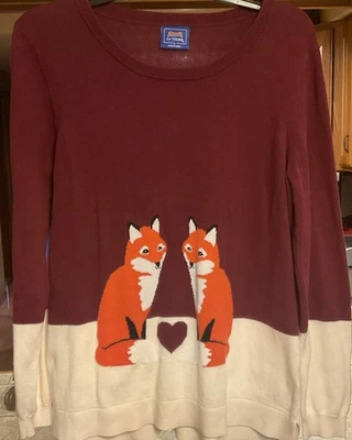 Le TIGRE Women’s Sweater Maroon w/ Pair Of Foxes Sz Large - Image 1 of 4