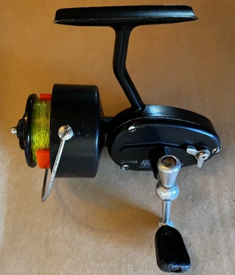 Carrete giratorio Garcia Mitchell 300 vintage hecho en Francia Foto 1 de 4