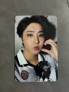 Tarjeta fotográfica oficial Stray Kids KARMA versión acordeán Han - Imagen 1 de 2