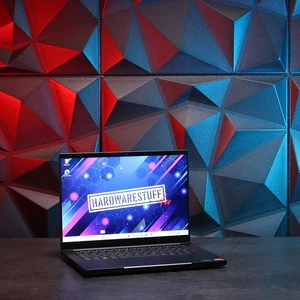 Razer Blade 14 (2024) // Ryzen 9 8945HS, RTX 4070, 32 GB DDR5 RAM, 1 TB SSD - Afbeelding 1 van 6