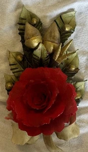 VINTAGE CAPODIMONTE COLLECTION PORCELAIN HANDMADE FLOWER RED ROSE MADE IN ITALY - Picture 1 of 12