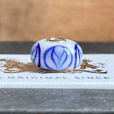 Authentic genuine trollbeads ooak unique glass bead blue white  - Image 1 of 4