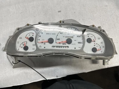 Paquete deportivo de 2 puertas con racimo de velocímetro MPH para 01-03 EXPLORER 2065005 Foto 1 de 4