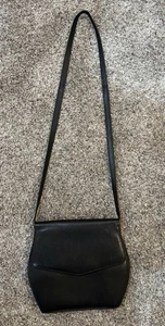 Vintage Charles Jourdan Paris Handtasche schwarz gerippt strukturiert  - Bild 1 von 11