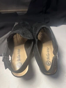 Bella Vita Emmalyn Slingback Block Heel Sandals Peep Toe Black Size US9W - Picture 1 of 4