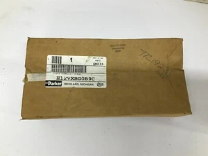 Parker H12VXBG0B9C Double Solenoid Valve 24 VDC 32. W 145 PSIG - Picture 1 of 6