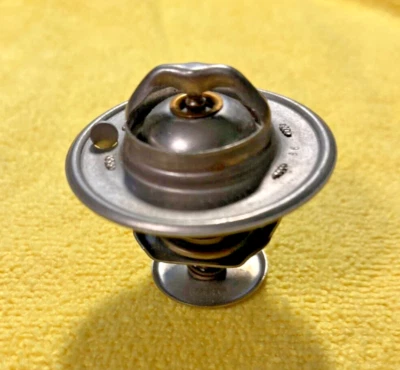 Unipart-England Thermostat for Jaguar, Triumph, Hillman, Sunbeam Hunter Foto 1 de 3