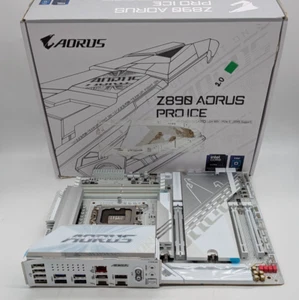Motherboard Unbekanntes Modell - Einzelteile/Defekt A - Afbeelding 1 van 5