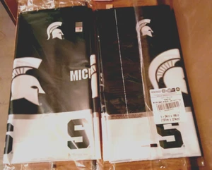 2 - Copritavolo Michigan State Spartans College Football portellone 54” x 108” - Foto 1 di 4