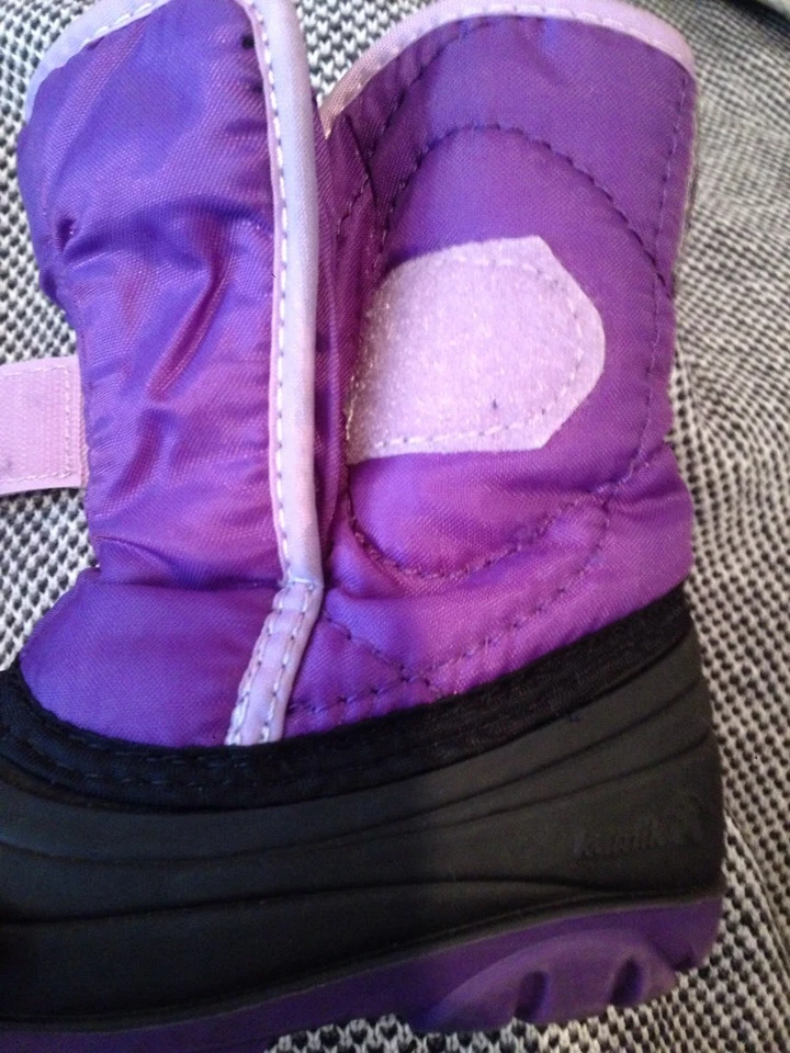Kid's 5 Purple Kamik Boots - Image 1 of 4