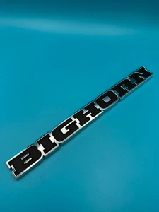 Placa de identificación de puerta trasera cromada emblema Bighorn Ram 1500 2019-2024 OEM 68276321AC - Imagen 1 de 5
