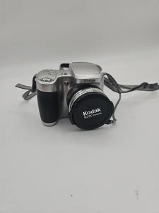 Kodak EasyShare Z710 7.1MP Digitalkamera - ungetestet - Beschreibung lesen  - Bild 1 von 7