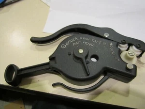 GARLOCK KWIK-TAPE TAPE GUN 1/4" X 3/8" - Picture 1 of 2
