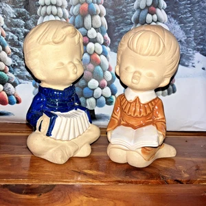 Vintage Made in Japan handbemalter Steinzeug Junge mit Akkordeon Mädchen mit Buch - Bild 1 von 12