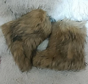 Yeti-Stiefel Damen braun/schwarz mit Fellspitze. Größe 3,5 Neu. - Bild 1 von 5