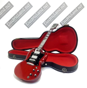 Mini Gitarre AC/DC Angus Young + Hardcase Form Box 1:4 Miniatur Sammlerstück - Bild 1 von 8