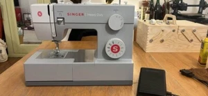 singer heavy duty sewing machine used - Picture 1 of 4