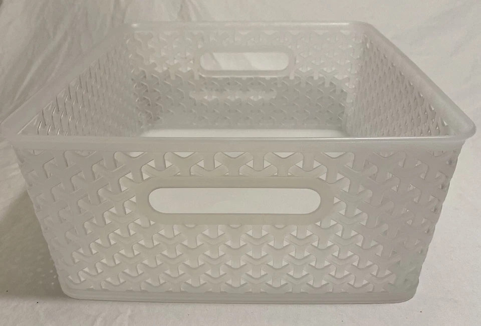 Mainstays Multi Purpose Plastic Woven Rectangle Storage Basket/Organizer - Image 1 of 4