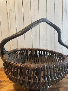 Vintage Primitive Eye of God Wicker Basket w/ Tree Branch Handle Brown - Picture 1 of 12