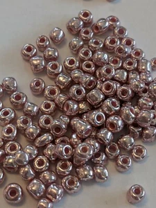 6/0 Loose Electroplate Glass Seed Beads, Round, Dyed, pink metallic, 3~4mm 30gr - Picture 1 of 3