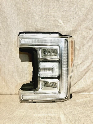 FARO FORD F-250 F-350 2017-2019 OEM LH lado izquierdo del conductor LED HC3B-13006-CJ Foto 1 de 4