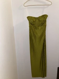 Fortunate one Elegant Strapless Green Dress size small - Picture 1 of 9