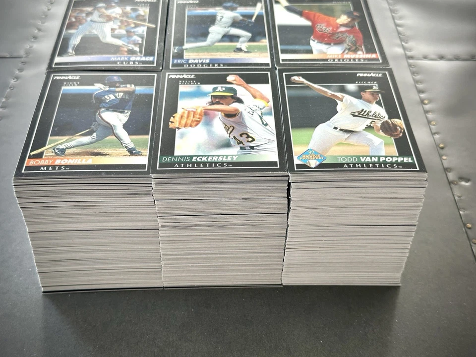 批量 (1,880) 1992 年 Pinnacle 棒球卡 + 明星、名人堂成员、新秀 — 第 1/4 张图片