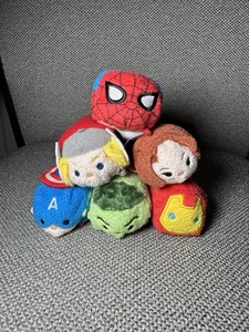 Disney Marvel Tsum Tsum Plüsch Avengers 6 Stück Original - Neu mit Etikett - Bild 1 von 3